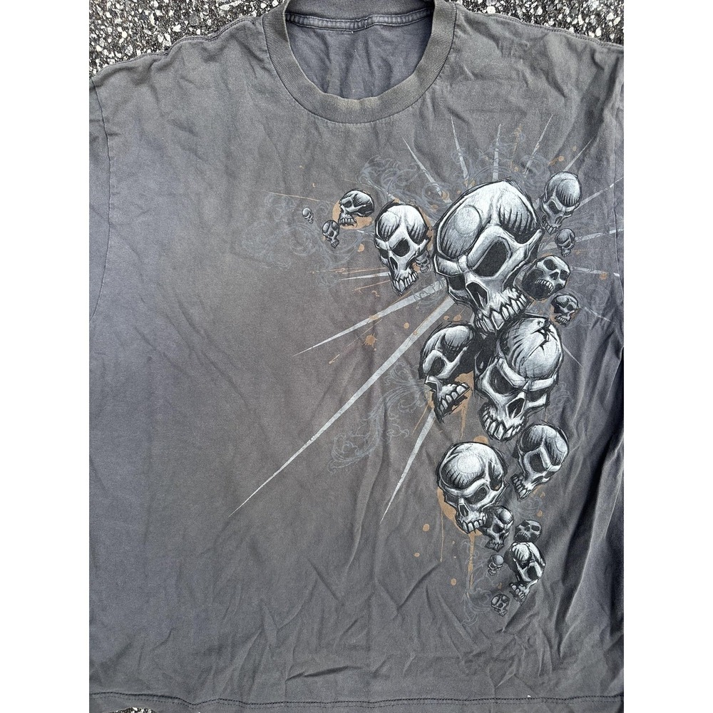 Shirt Mens XL Gray Skull Cluster Graphic T-Shirt Tee Horror Gothic Punk - Picture 2 of 5